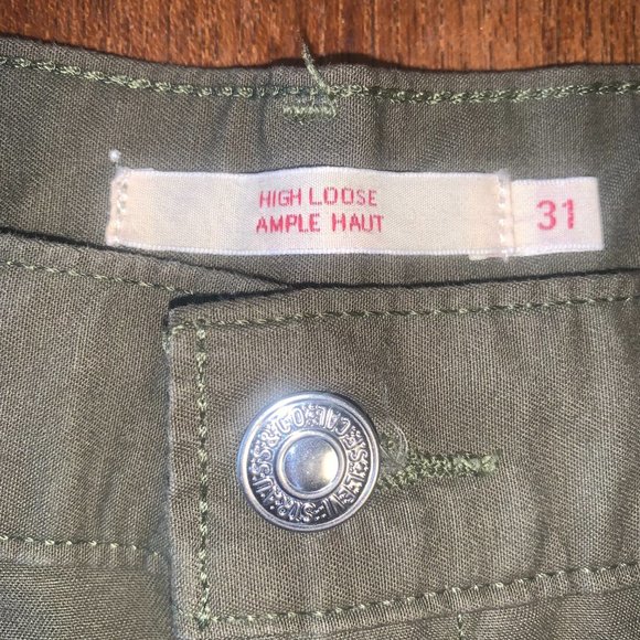 Levi's Women's Pleated HIgh Loose Pant - Picture 4 of 5